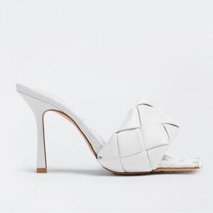 NWT Bottega Veneta Lido Mule